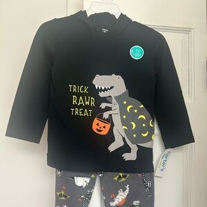 NWT Halloween & Christmas outfits ( price is per set)